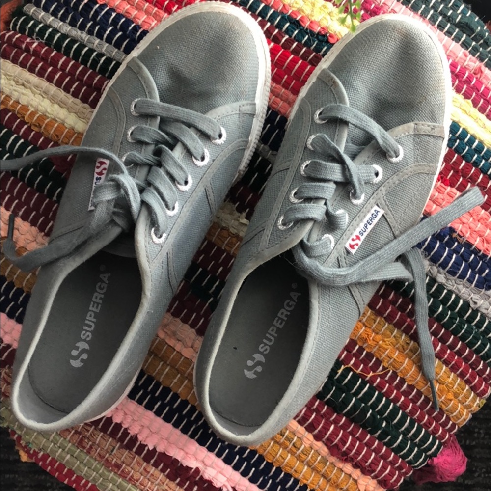Gray Supergas - image 1